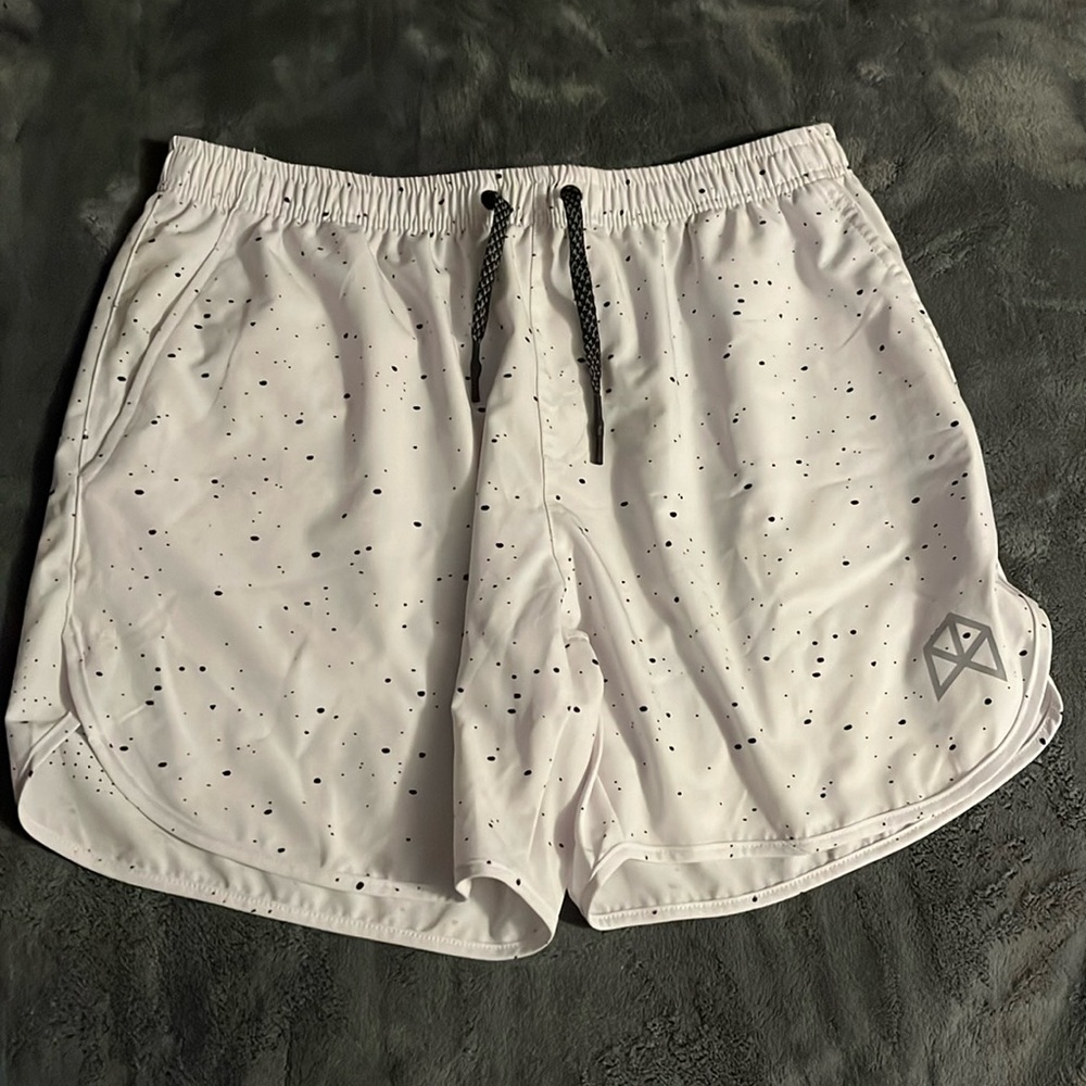 NWOT Men’s RAWGEAR shorts